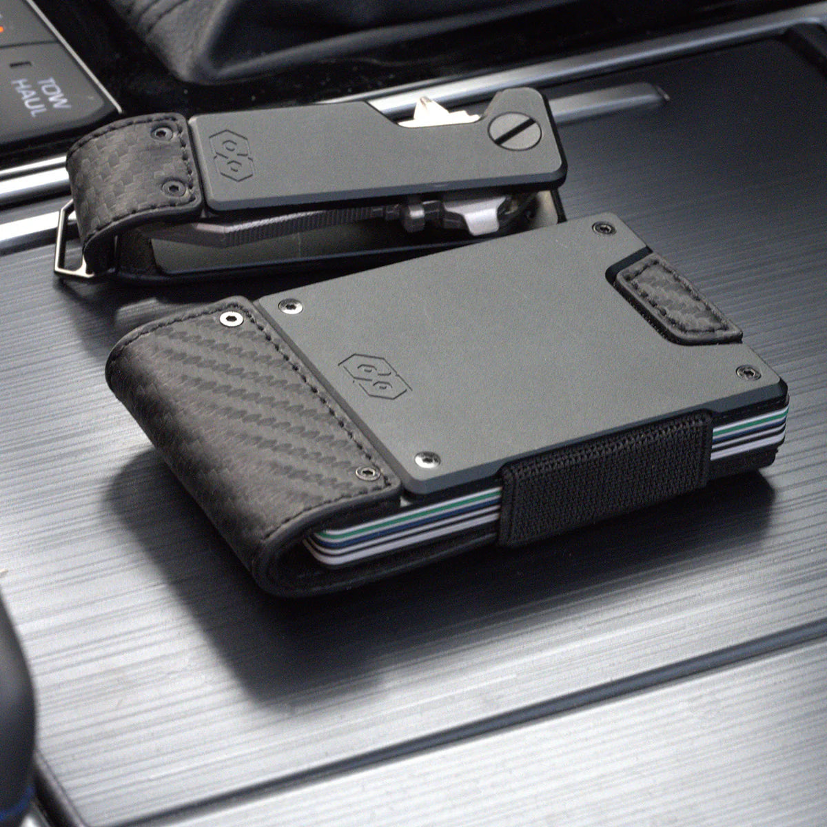 The Oracle | Black Carbon Fiber & Dark Gunmetal